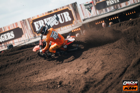 Tisková zpráva: Osička MX Team míří s Juliusem Mikulou na závěrečné tři FIM MXGP 2026 do Turecka, Číny a Austrálie